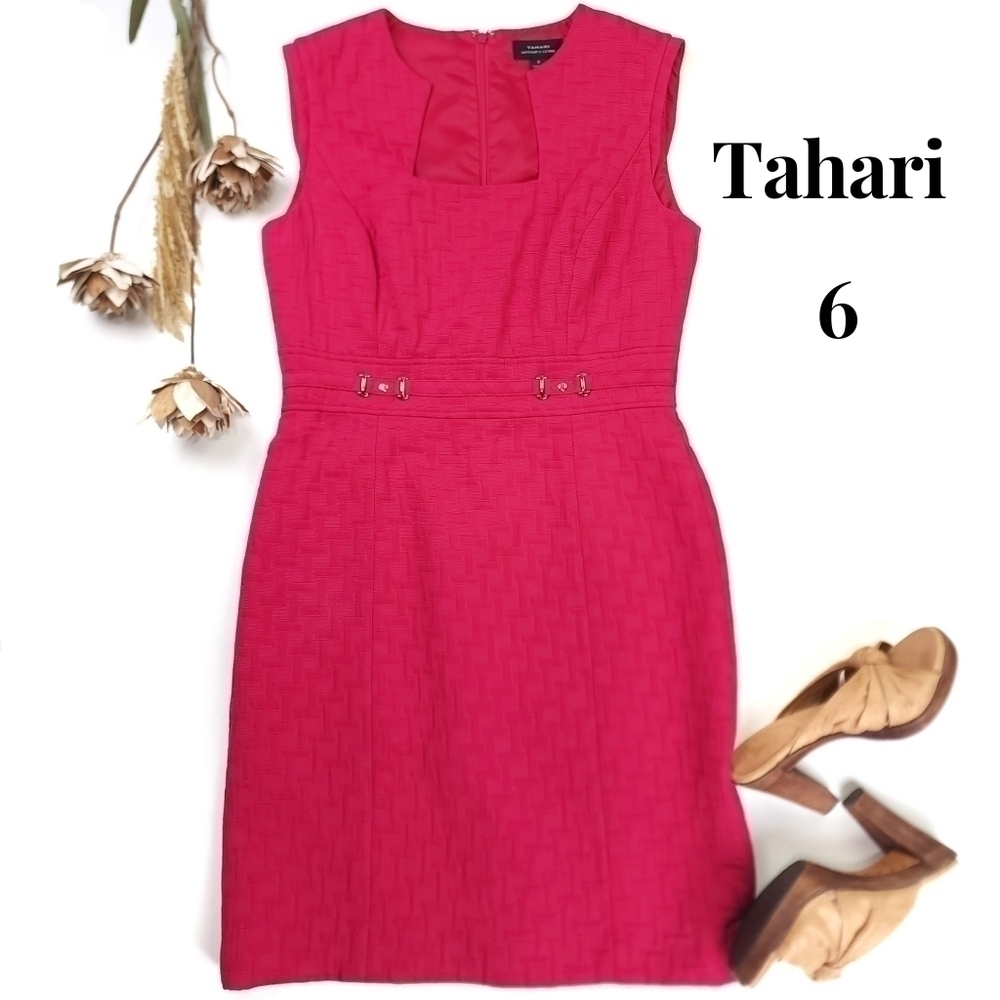 Tahari Red Square Neck Dress With Gold Detailing Sz 6